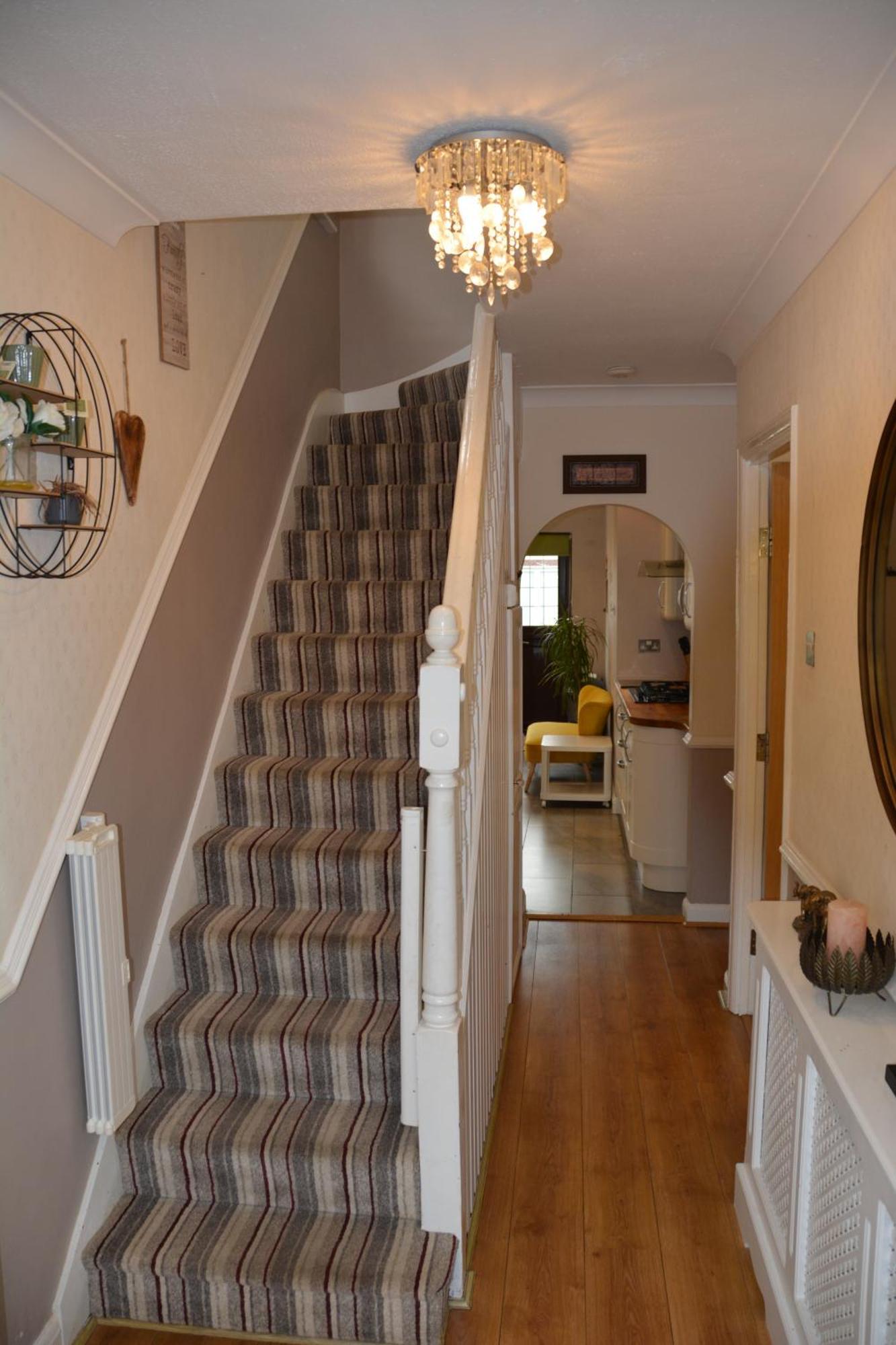Cozy, Modern, Spacious 4 Bedroom House In London Romford Luaran gambar