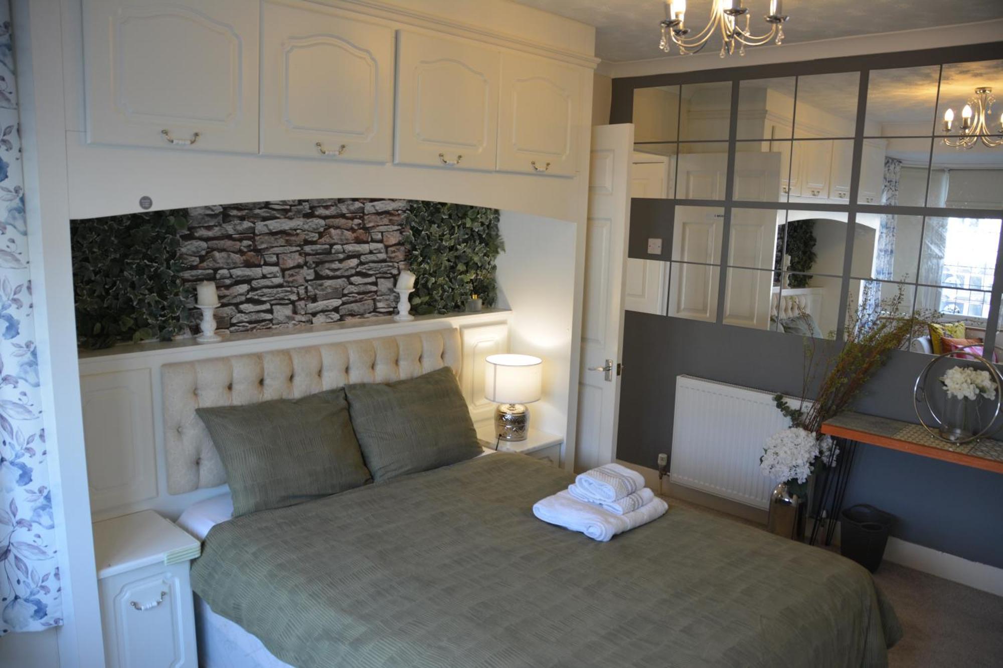 Cozy, Modern, Spacious 4 Bedroom House In London Romford Luaran gambar