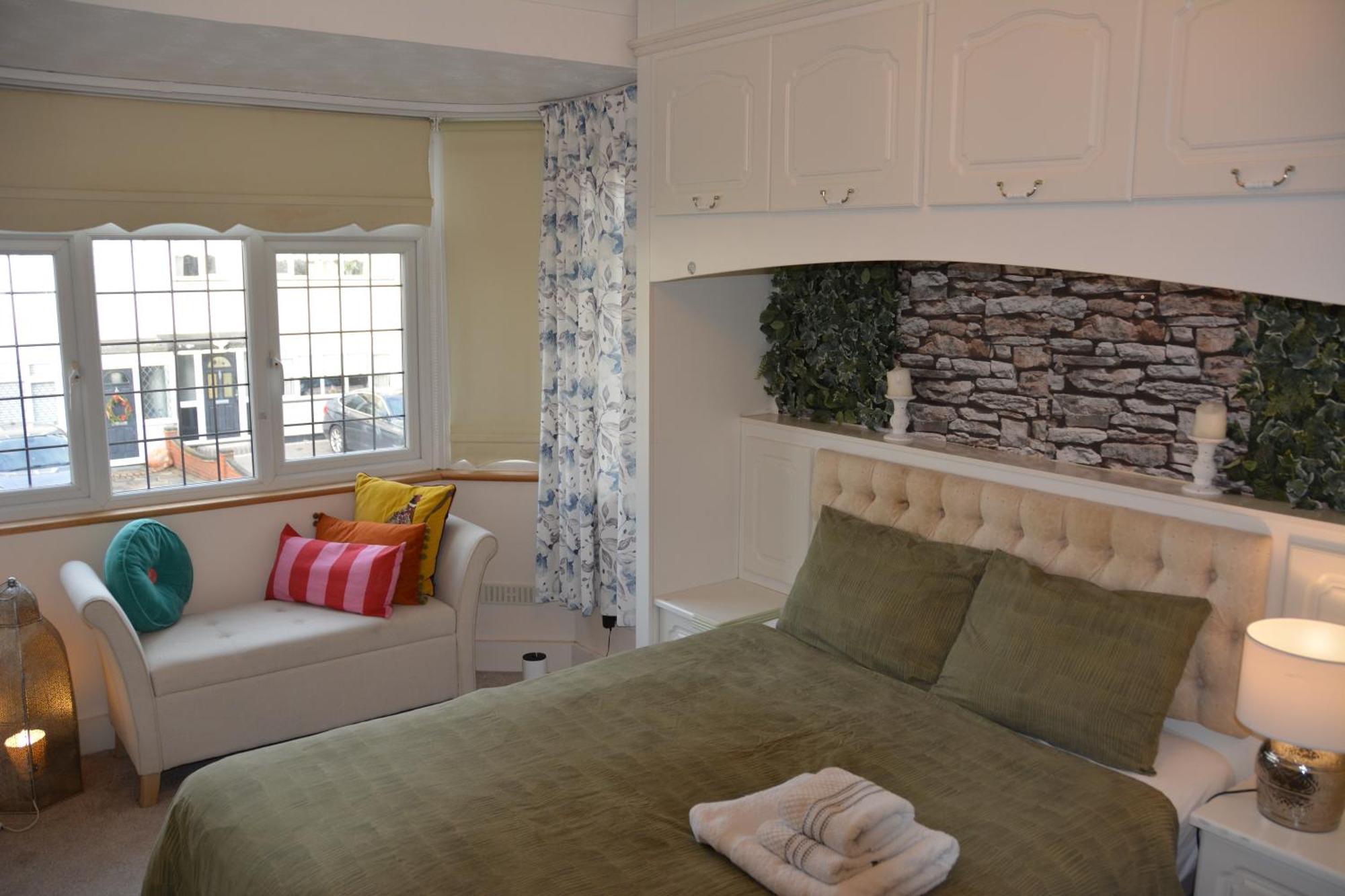 Cozy, Modern, Spacious 4 Bedroom House In London Romford Luaran gambar
