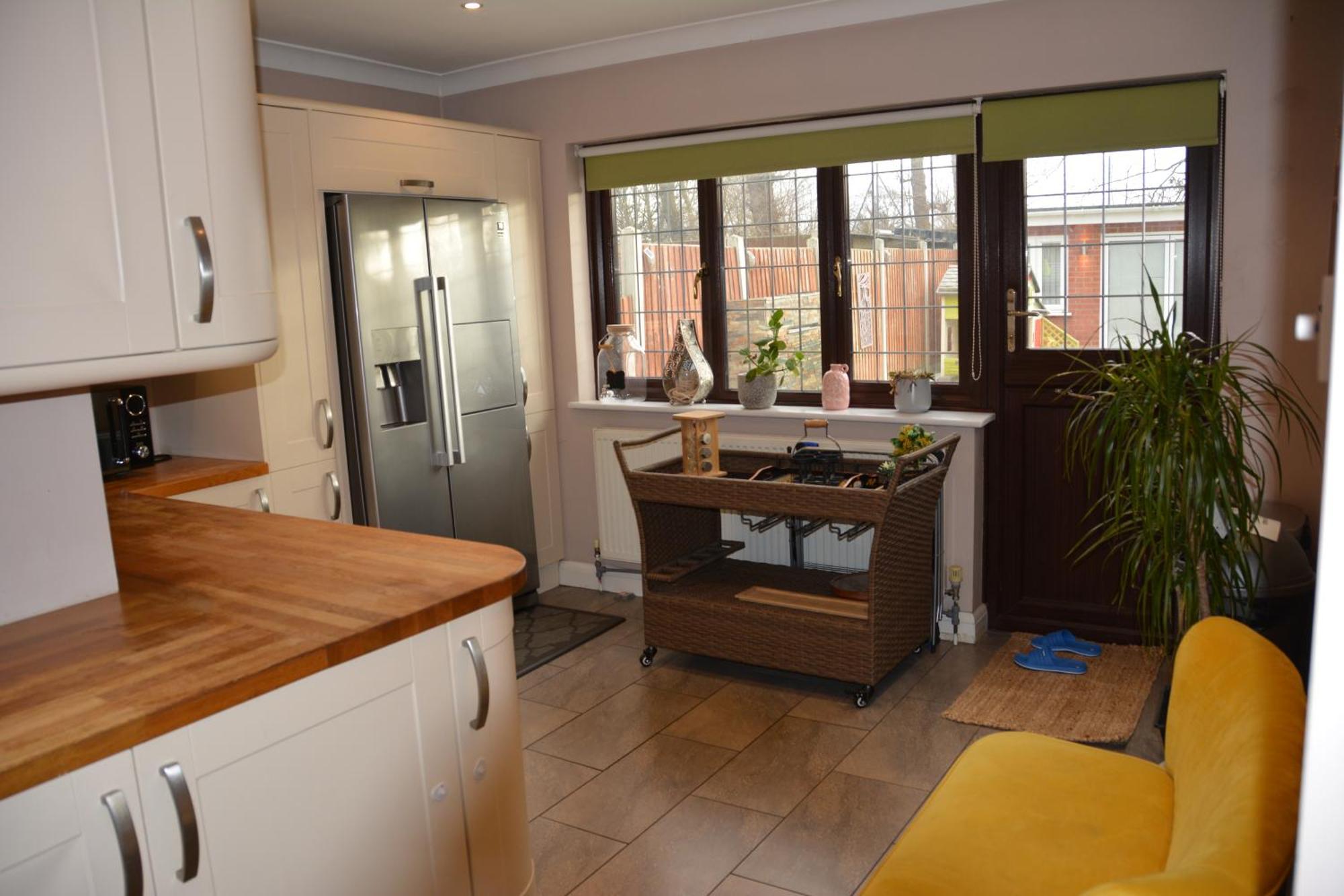 Cozy, Modern, Spacious 4 Bedroom House In London Romford Luaran gambar